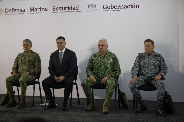 La violencia en Michoacán pone en jaque la estrategia de seguridad del gobierno mexicano.